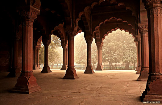 The arches inside the Red Fort