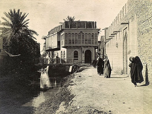 Mohammerah (Khorramshahr) in Bahrain, 1917