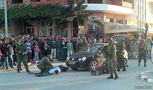 Soldiers on Tunisian streets