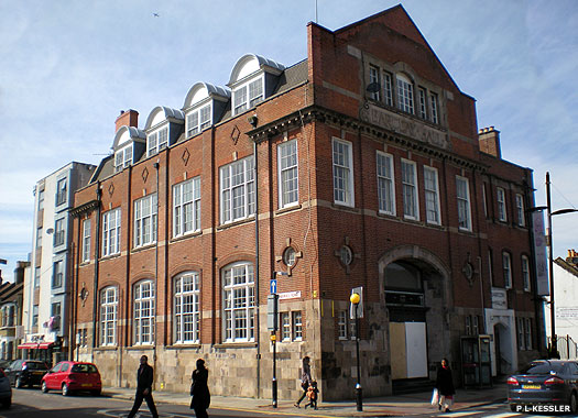 Barclay Hall (Quakers), West Ham, London