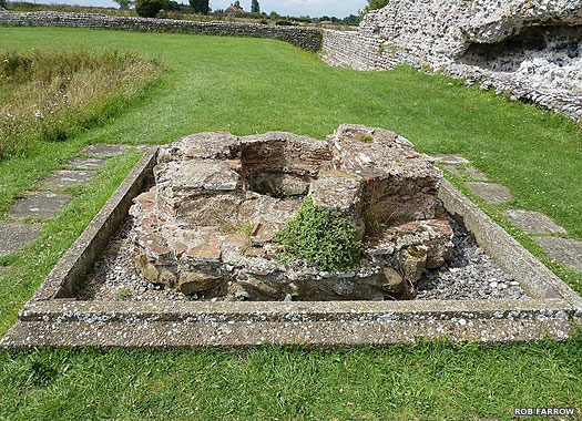 Richborough Castle Chapel, Richborough Roman Forst and Castle, Richborough, Kent