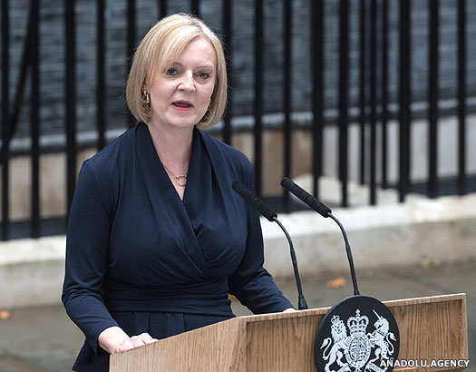 Liz Truss becomes prime minister