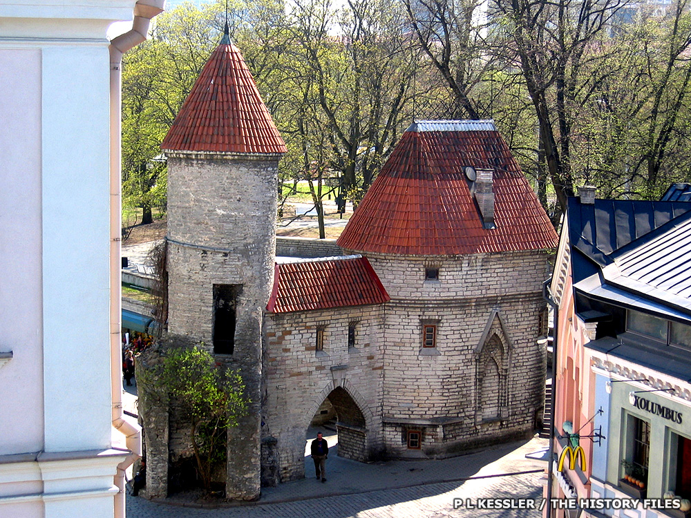 Tallinn city walls, Estonia (Photo 3 of 7)