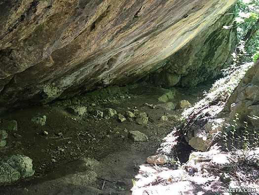 The Shan Koba culture cave type site in Crimea