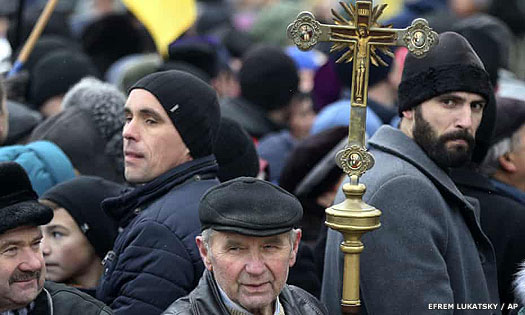 Ukraine's Orthodox church splits with Moscow in 2018
