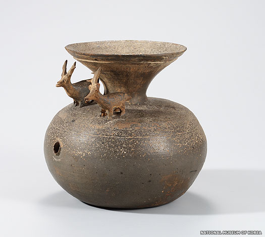 Pottery jar from Korea's 'Three Kingdoms' period, copyright National Museum of Korea
