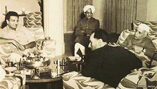Maharaja Shri Hanwant Singh and Jawaharlal Nehru in 1951