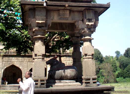 Temple construction