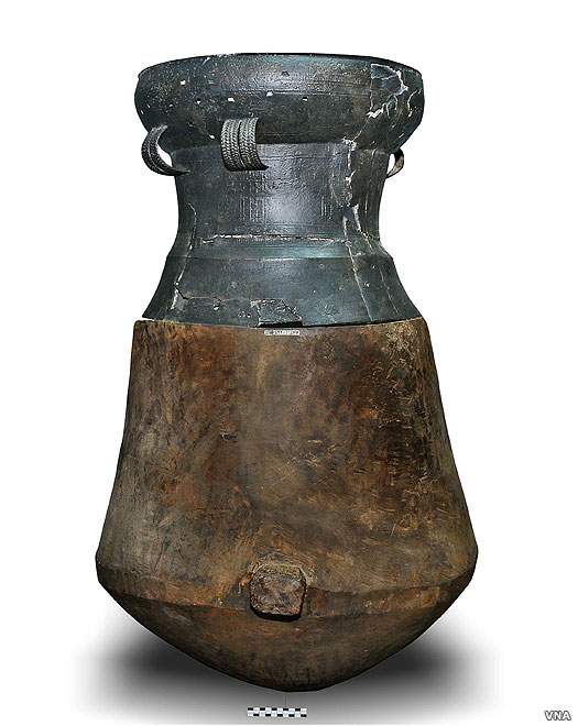 Dong Nai burial jar