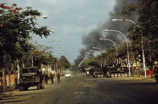 Phnom Penh in 1975