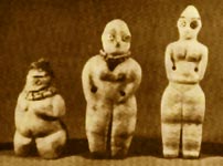 Hassuna period figurines