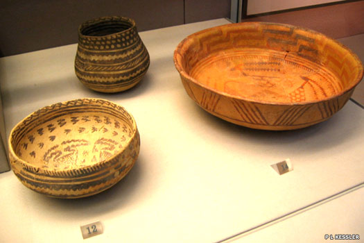 Samarra hand-made pottery